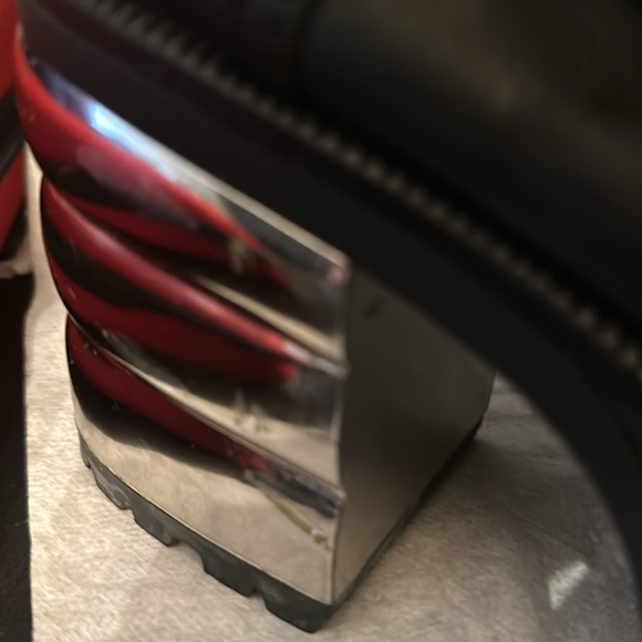 BullBoxer Heel Platform Mary Jane Distressed Look Leather Platforms, Size 39/40. - Picture 6 of 8